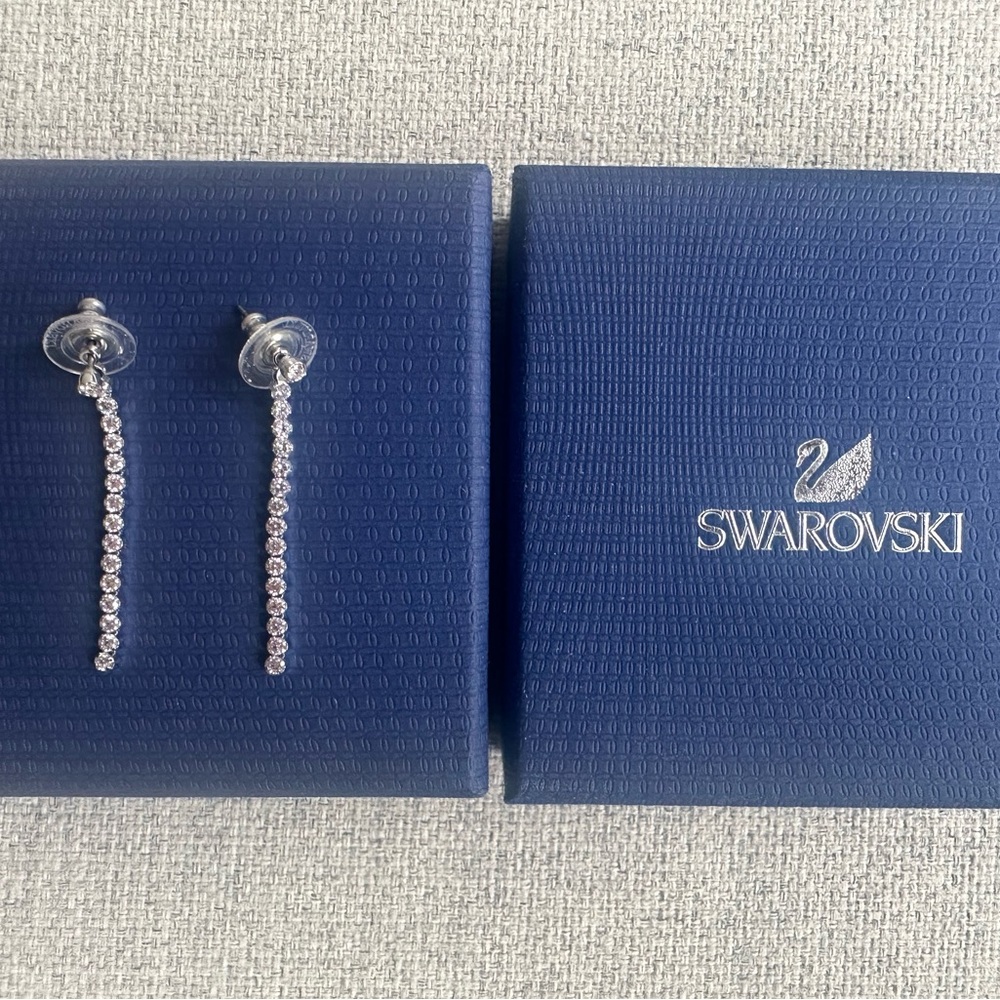 Swarovski Silver Drop Earrings